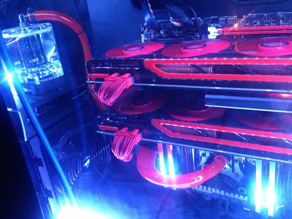 AMD Radeon HD 7990 CrossFire
