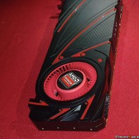 AMD Radeon R9 290X (5)