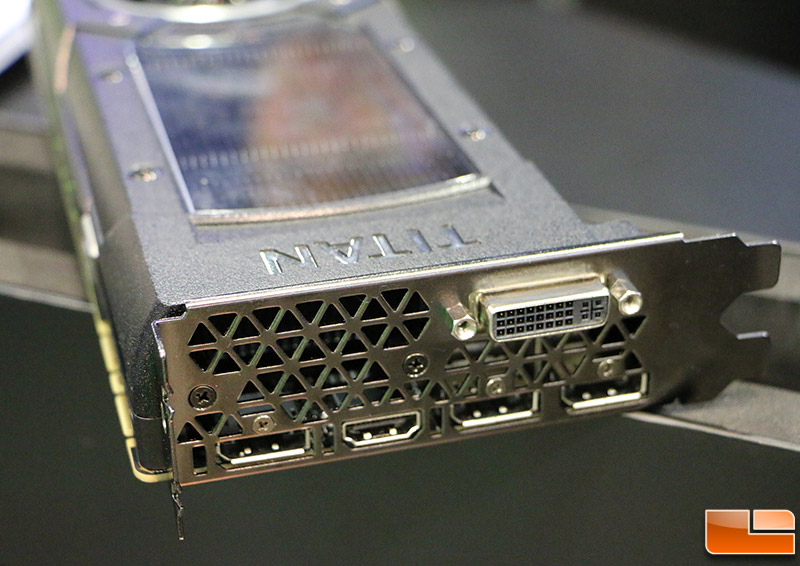 NVIDIA GeForce GTX TITAN X photo (1)