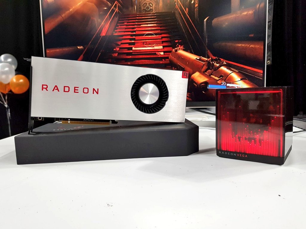 AMD-RX-Vega-LE-Holocube.jpg