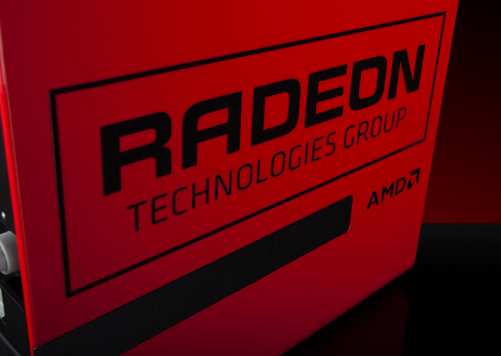 How to Use Game Advisor Within Radeon™ Overlay