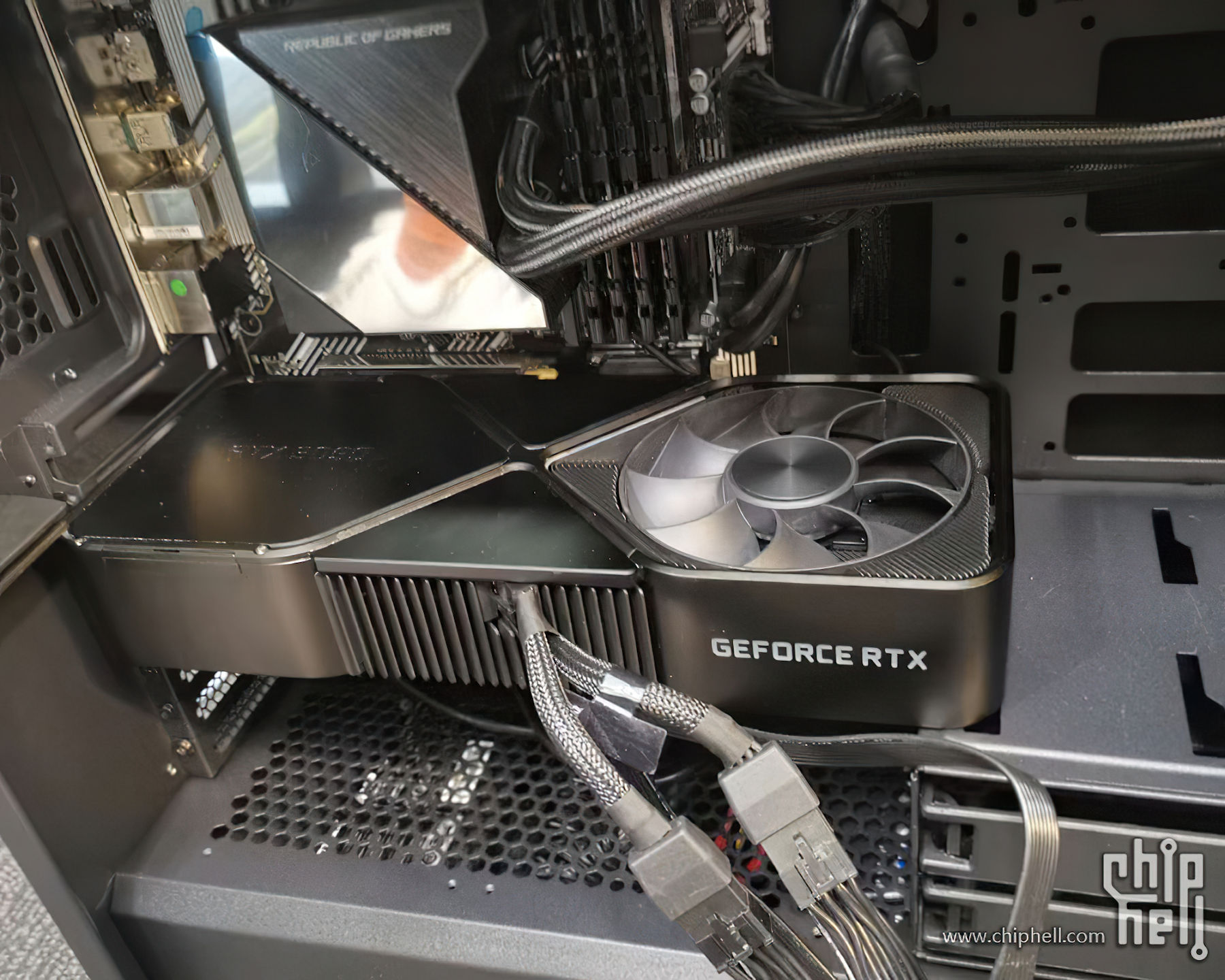 This Is How Nvidia Geforce Rtx 3090 Looks In A Case