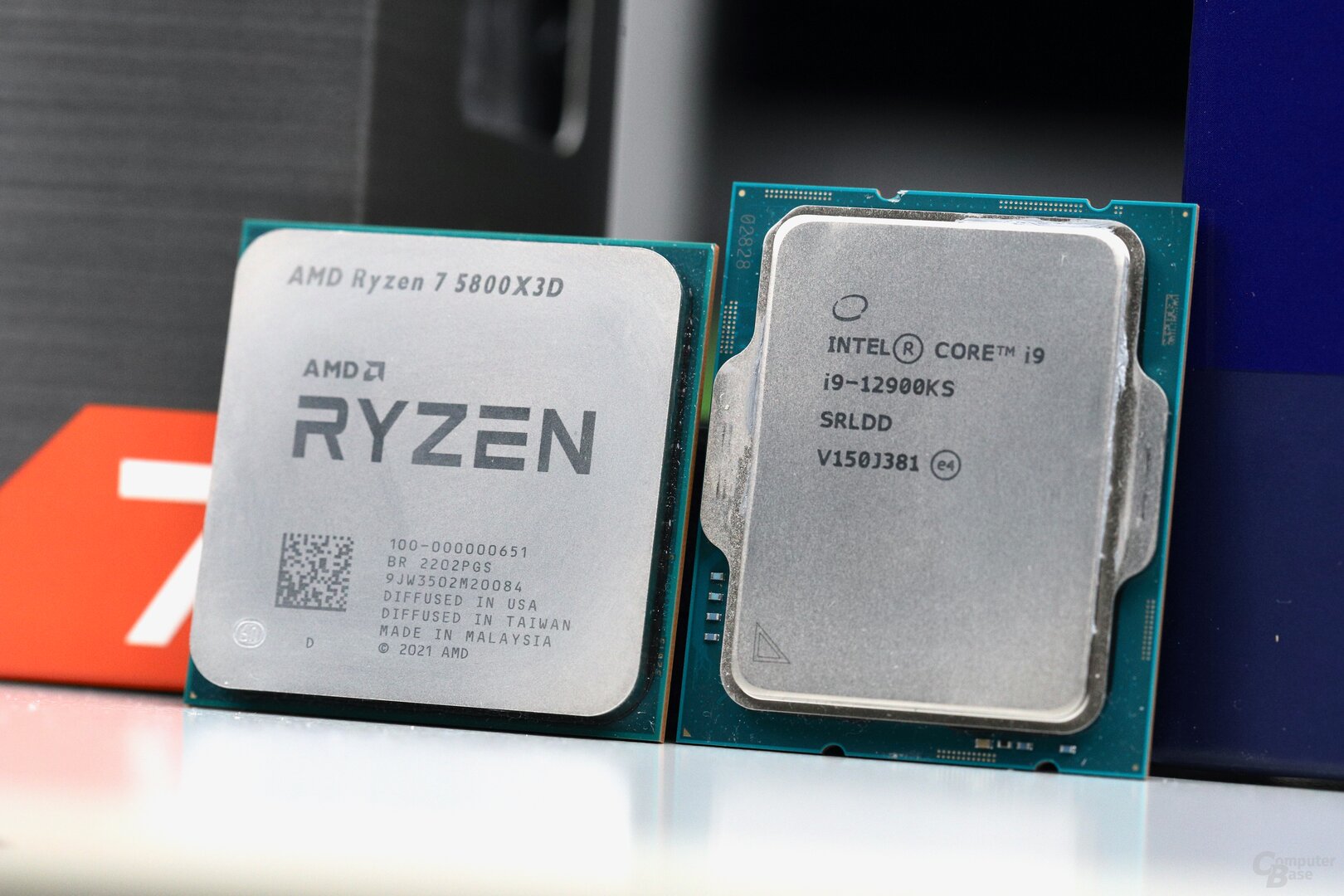 First test results for the AMD Ryzen 7 5800X3D are in: easily