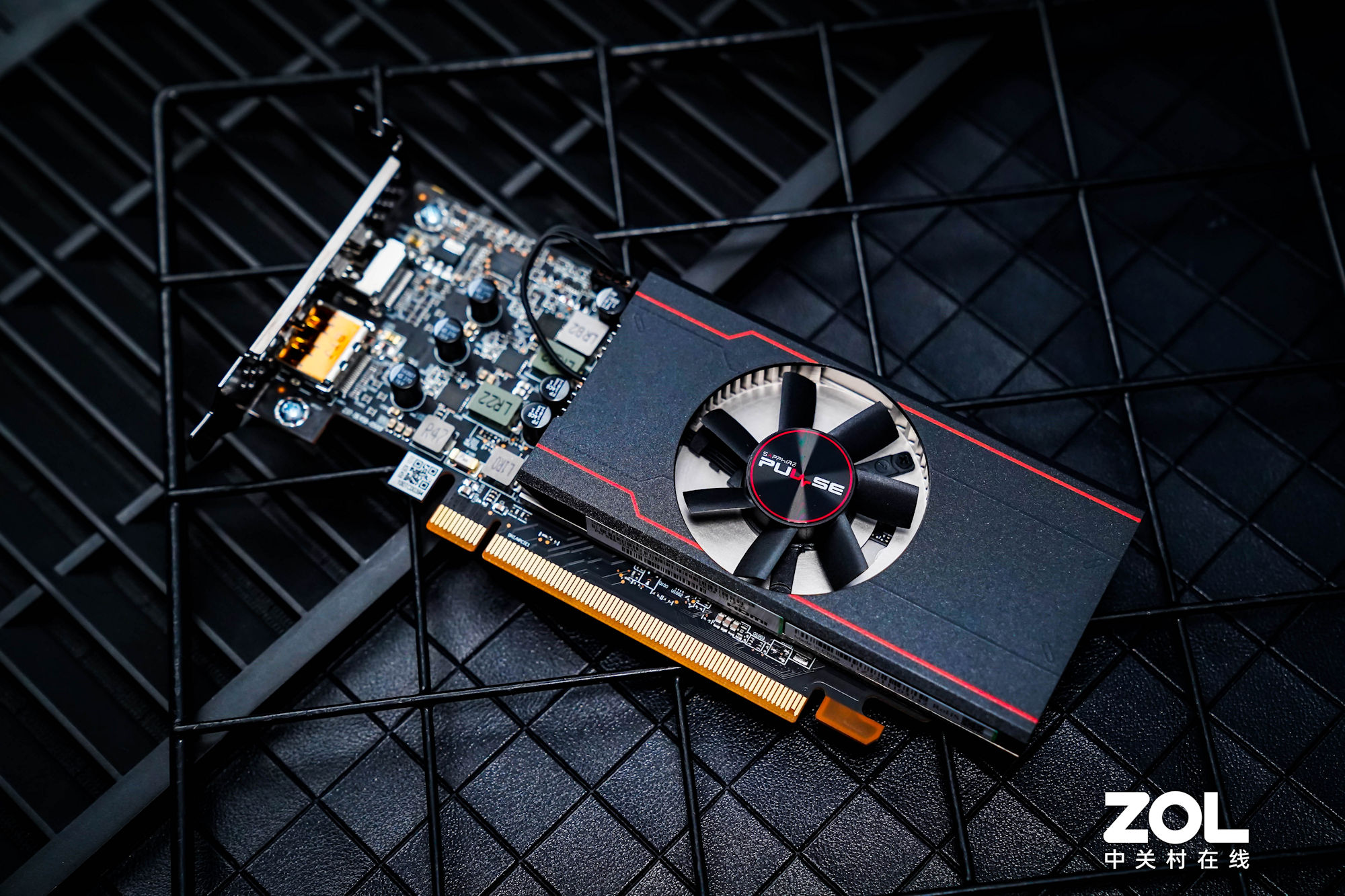 AMD launches Radeon RX 6400 low-power RDNA2 graphics card at 159