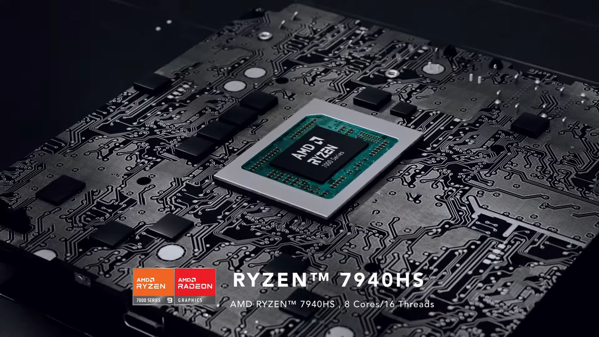 MINISFORUM UM690 mini PC features AMD Ryzen 9 6900HX processor